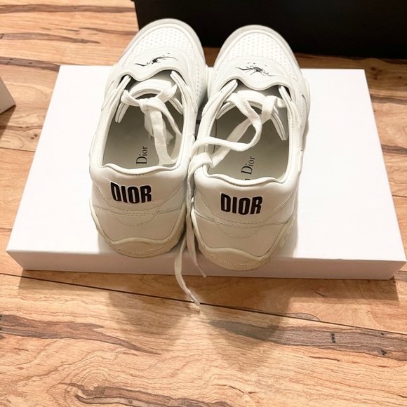 Dior shoes - Picture 2 of 4